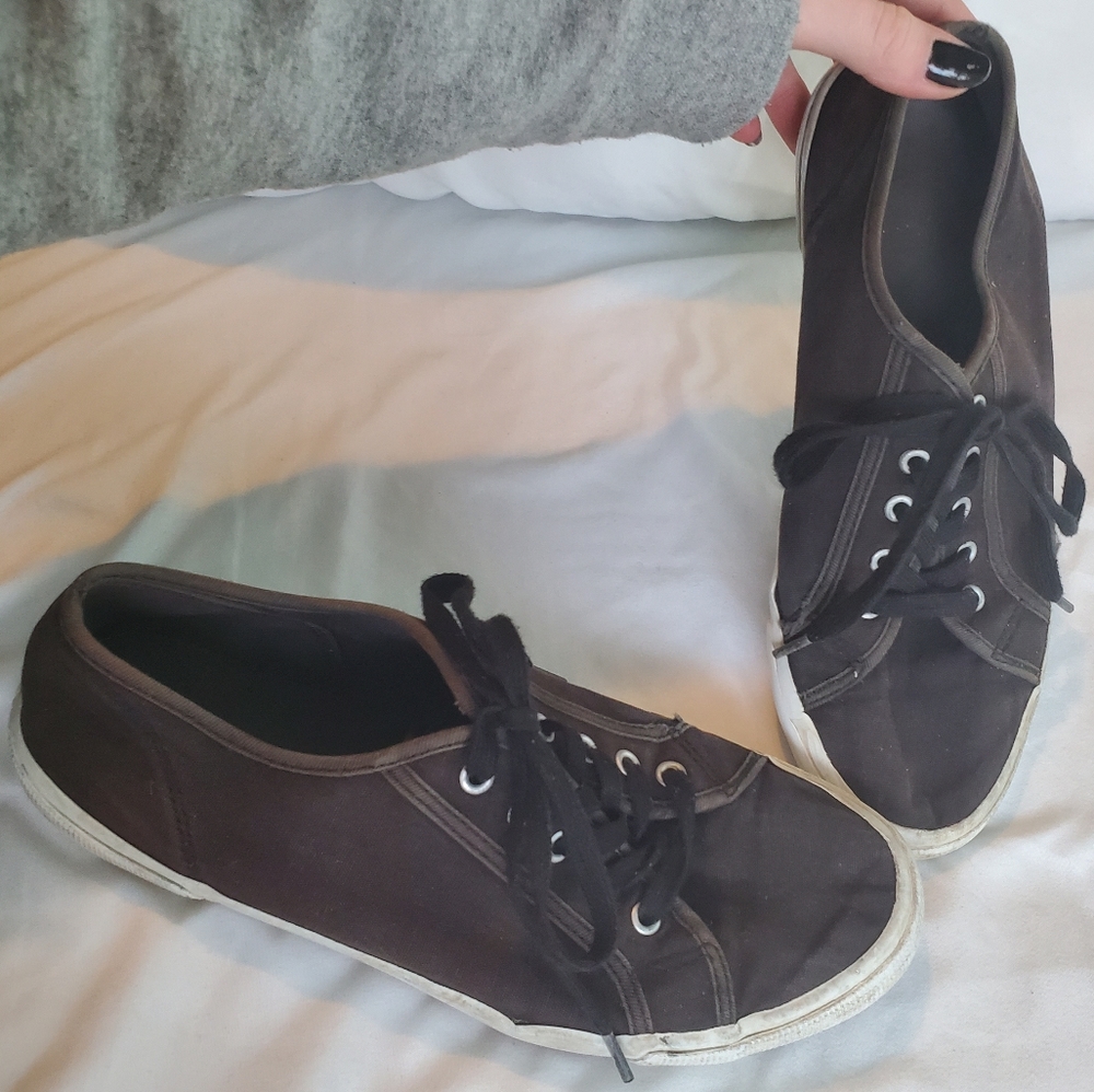 Old Canvas Sneakers